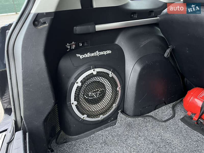 Внедорожник / Кроссовер Mitsubishi Outlander 2008 в Долине