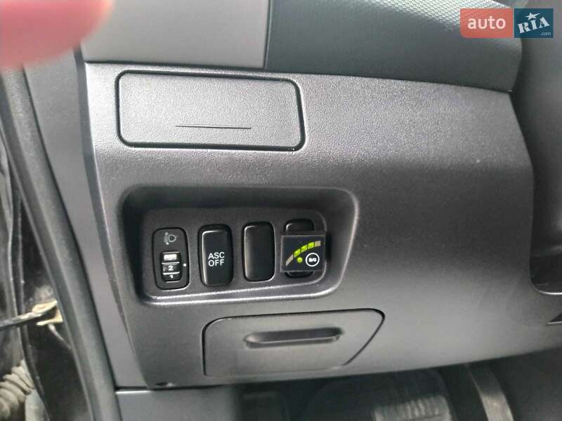 Позашляховик / Кросовер Mitsubishi Outlander 2010 в Вінниці