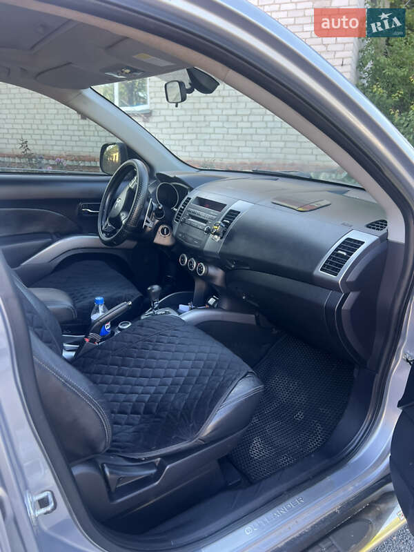 Внедорожник / Кроссовер Mitsubishi Outlander 2008 в Чернигове фото 5 Внедорожник / Кроссовер Mitsubishi Outlander 2008 в Чернигове