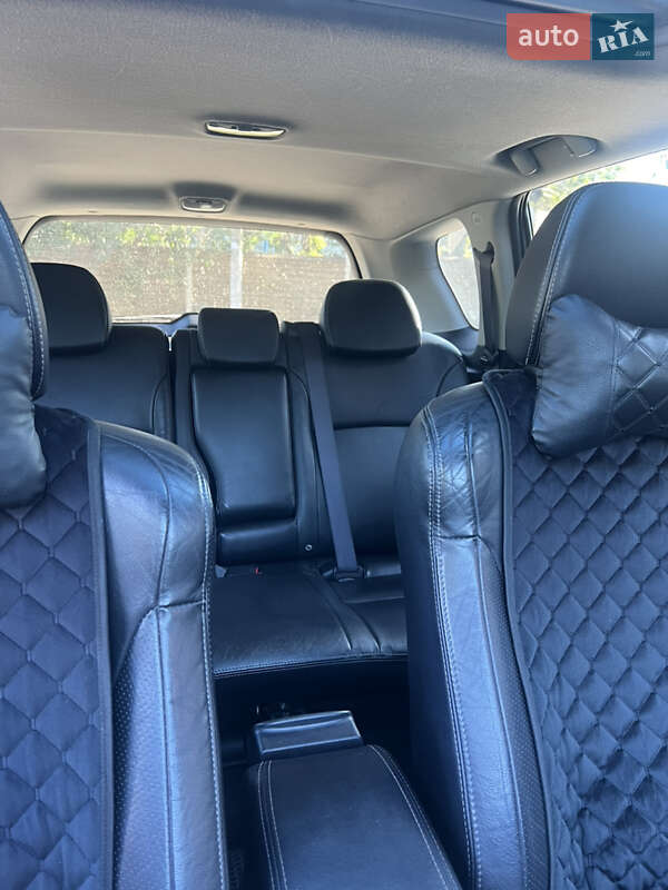 Внедорожник / Кроссовер Mitsubishi Outlander 2008 в Чернигове фото 9 Внедорожник / Кроссовер Mitsubishi Outlander 2008 в Чернигове