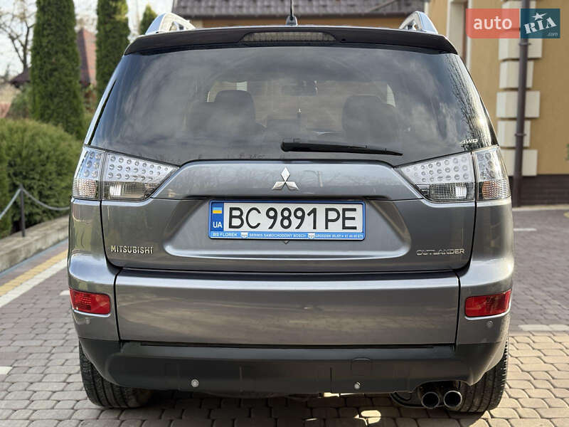 Внедорожник / Кроссовер Mitsubishi Outlander 2009 в Косове фото 3 Внедорожник / Кроссовер Mitsubishi Outlander 2009 в Косове