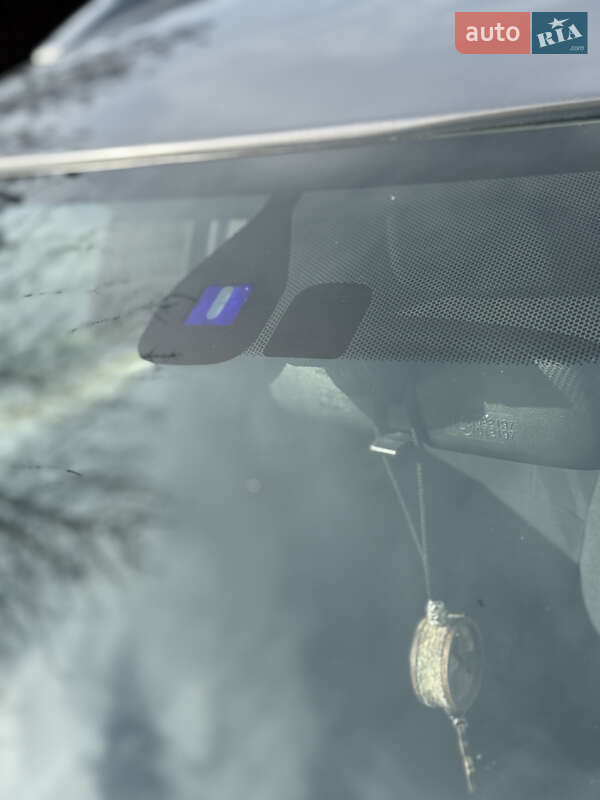 Внедорожник / Кроссовер Mitsubishi Outlander 2009 в Косове фото 25 Внедорожник / Кроссовер Mitsubishi Outlander 2009 в Косове