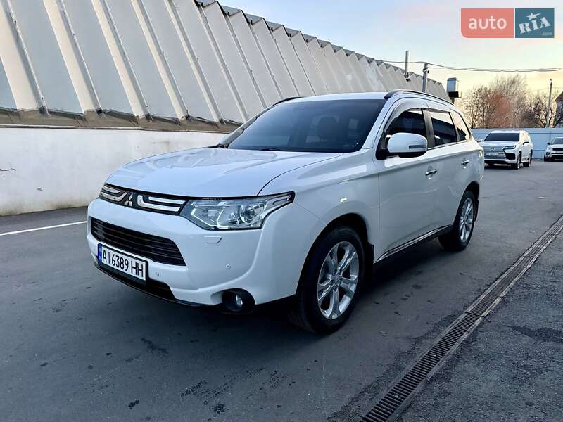Позашляховик / Кросовер Mitsubishi Outlander 2012 в Дніпрі