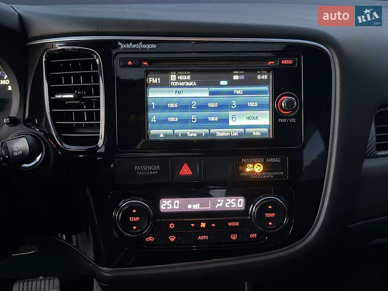 Позашляховик / Кросовер Mitsubishi Outlander 2012 в Дніпрі