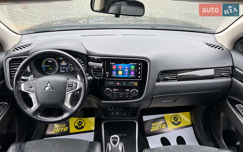 Внедорожник / Кроссовер Mitsubishi Outlander 2018 в Львове