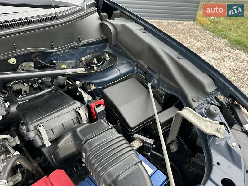 Позашляховик / Кросовер Mitsubishi Outlander 2011 в Миргороді фото 31 Позашляховик / Кросовер Mitsubishi Outlander 2011 в Миргороді