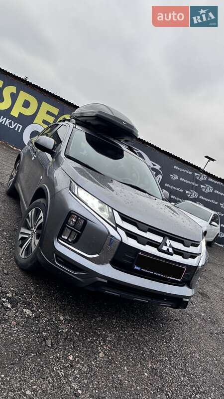 Mitsubishi Outlander 2020