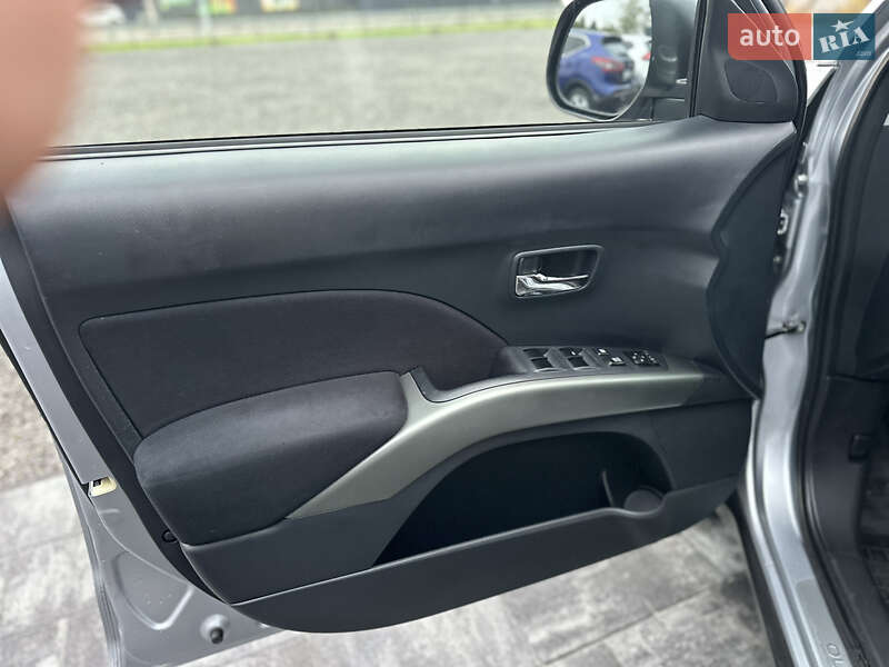 Внедорожник / Кроссовер Mitsubishi Outlander 2008 в Виннице