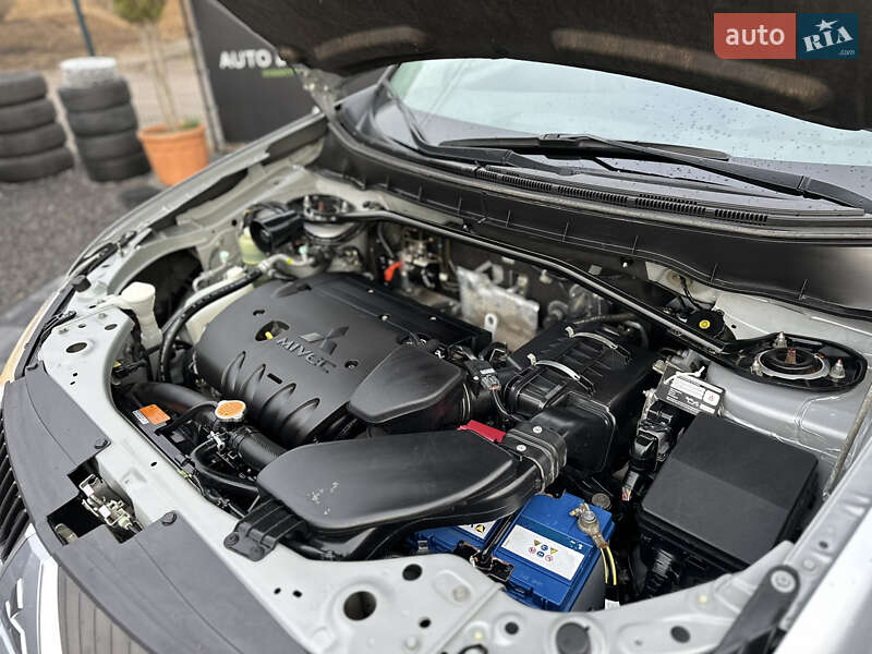 Внедорожник / Кроссовер Mitsubishi Outlander 2008 в Виннице