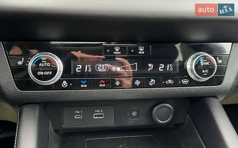 Внедорожник / Кроссовер Mitsubishi Outlander 2021 в Львове