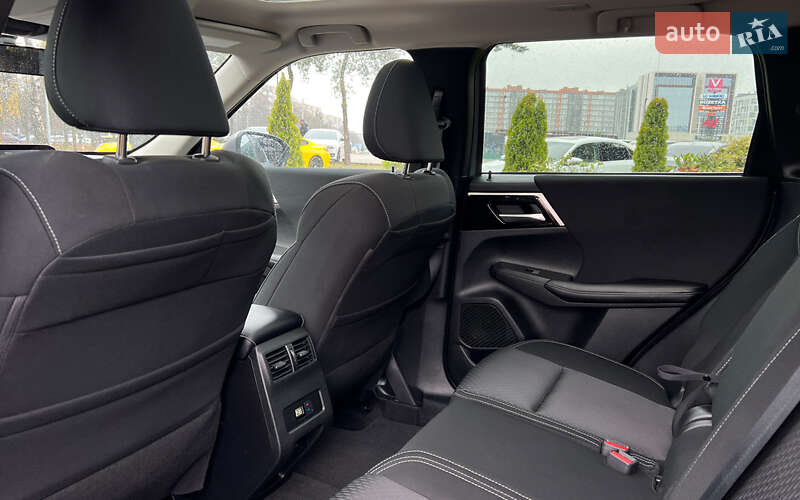 Внедорожник / Кроссовер Mitsubishi Outlander 2021 в Львове