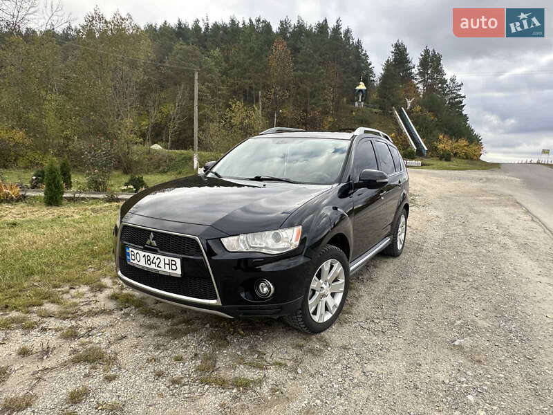 Mitsubishi Outlander 2010