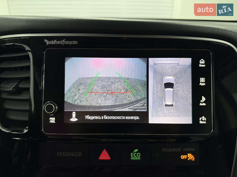 Позашляховик / Кросовер Mitsubishi Outlander 2018 в Одесі