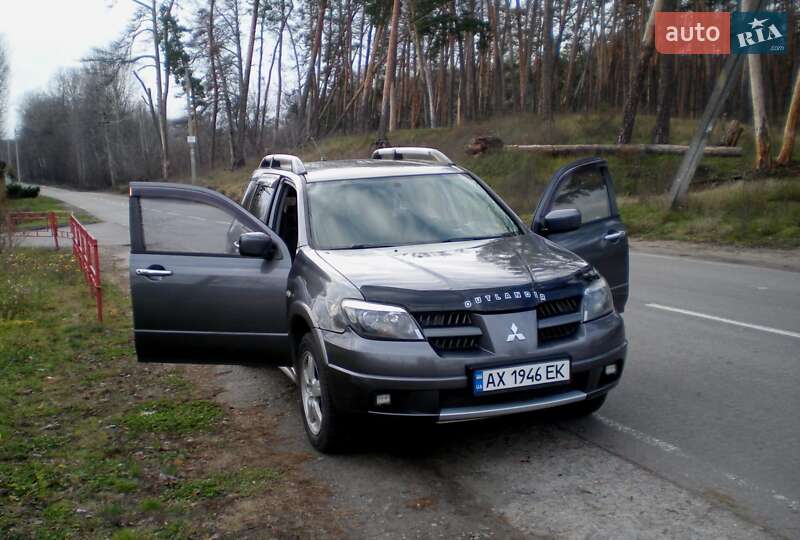 Внедорожник / Кроссовер Mitsubishi Outlander 2006 в Харькове