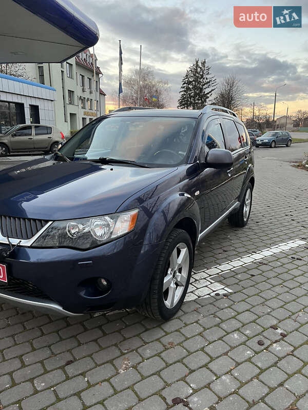 Внедорожник / Кроссовер Mitsubishi Outlander 2008 в Луцке фото 13 Внедорожник / Кроссовер Mitsubishi Outlander 2008 в Луцке