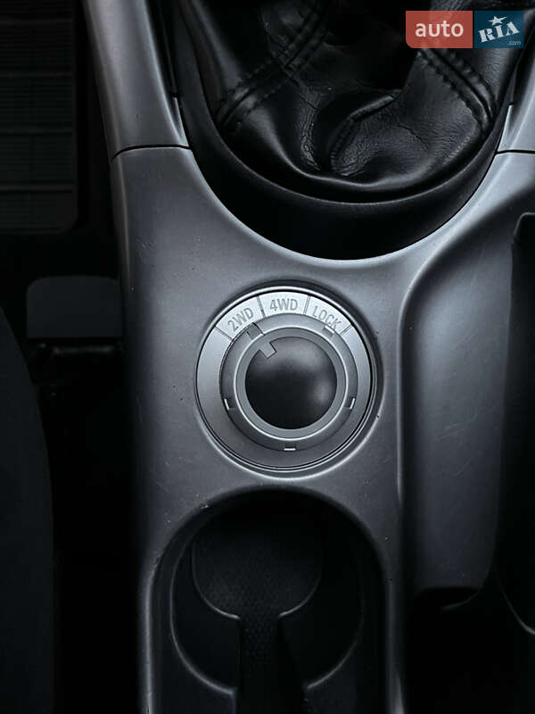 Внедорожник / Кроссовер Mitsubishi Outlander 2008 в Луцке фото 32 Внедорожник / Кроссовер Mitsubishi Outlander 2008 в Луцке