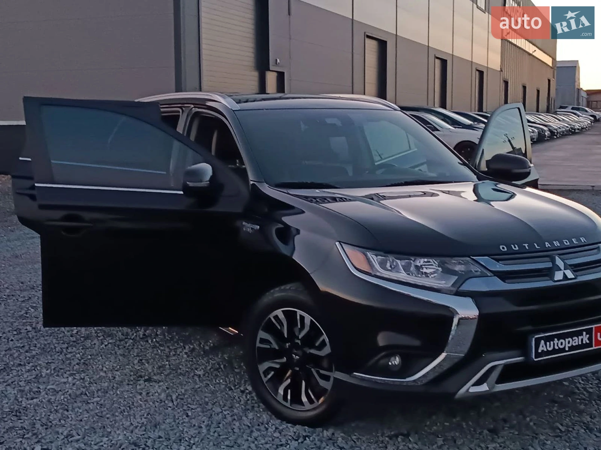2018 Mitsubishi Outlander - мініатюра 42