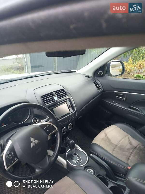 Внедорожник / Кроссовер Mitsubishi Outlander 2013 в Умани фото 4 Внедорожник / Кроссовер Mitsubishi Outlander 2013 в Умани