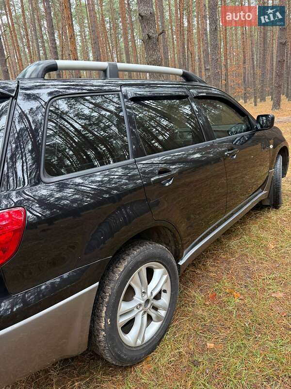 Внедорожник / Кроссовер Mitsubishi Outlander 2008 в Носовке