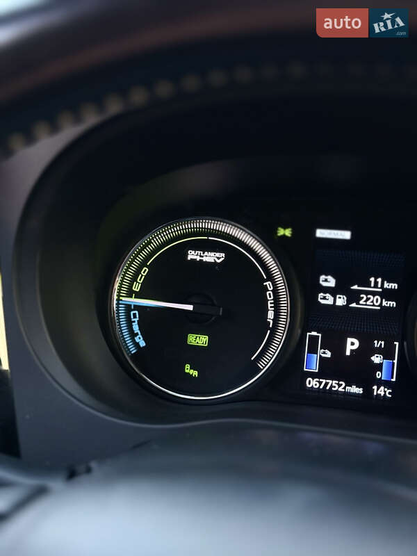 Позашляховик / Кросовер Mitsubishi Outlander 2018 в Одесі