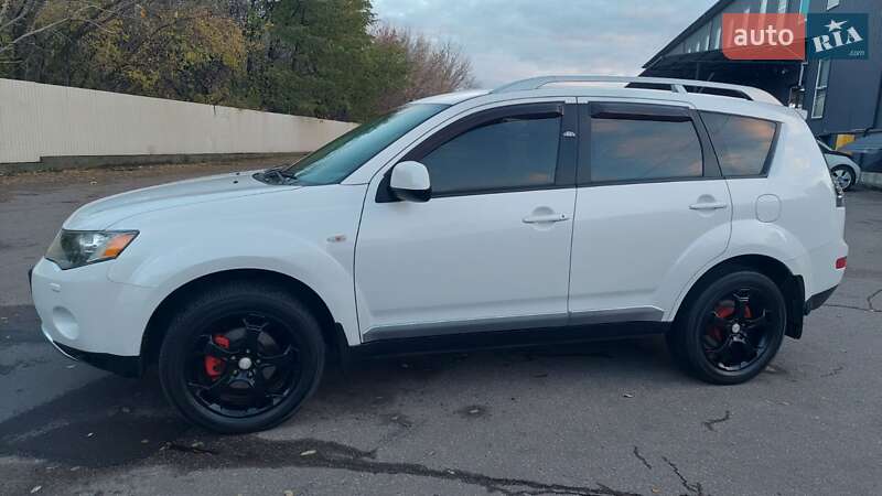 Внедорожник / Кроссовер Mitsubishi Outlander 2008 в Чернигове