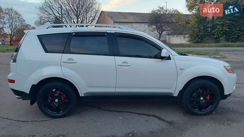 Внедорожник / Кроссовер Mitsubishi Outlander 2008 в Чернигове
