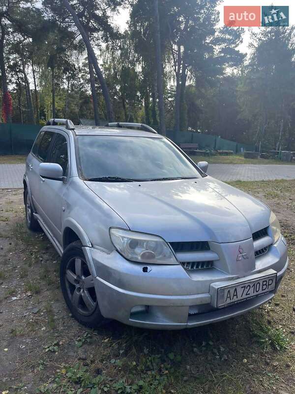 Внедорожник / Кроссовер Mitsubishi Outlander 2006 в Киеве