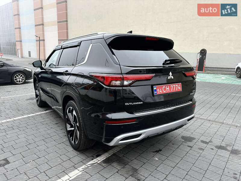 Внедорожник / Кроссовер Mitsubishi Outlander 2024 в Львове фото 25 Внедорожник / Кроссовер Mitsubishi Outlander 2024 в Львове
