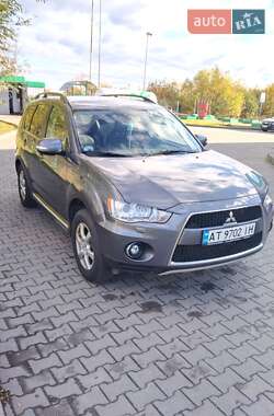 Внедорожник / Кроссовер Mitsubishi Outlander 2010 в Ивано-Франковске