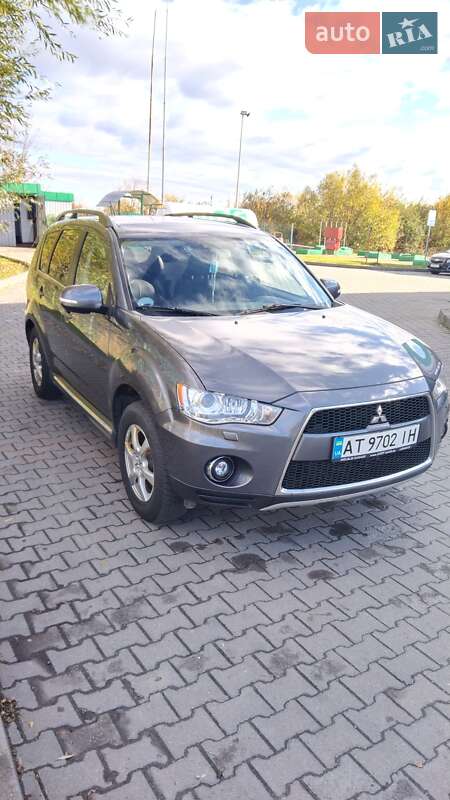 Внедорожник / Кроссовер Mitsubishi Outlander 2010 в Ивано-Франковске