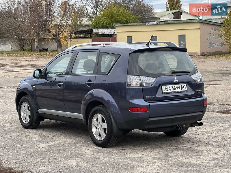Позашляховик / Кросовер Mitsubishi Outlander 2008 в Жовтих Водах