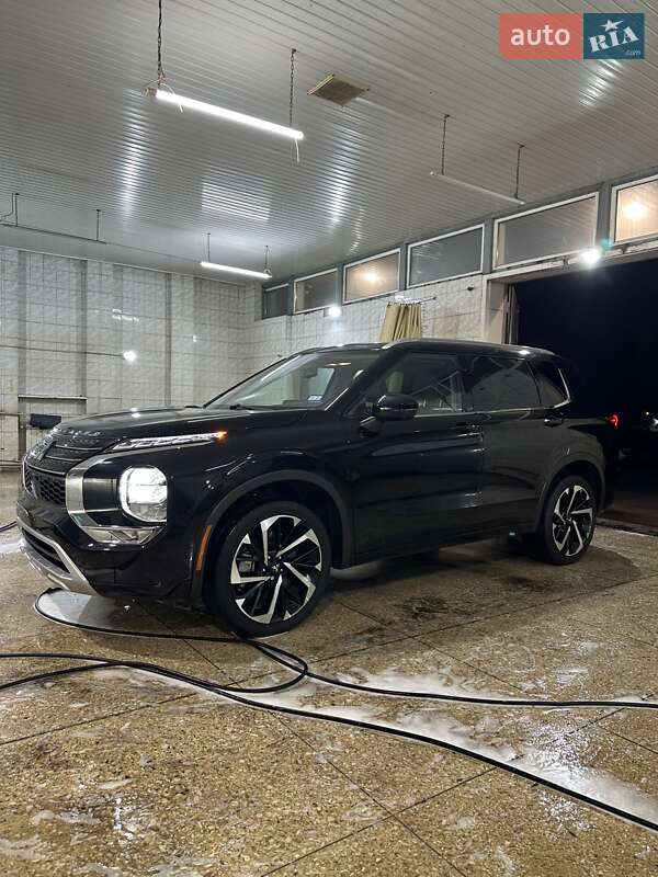 Внедорожник / Кроссовер Mitsubishi Outlander 2022 в Харькове фото Внедорожник / Кроссовер Mitsubishi Outlander 2022 в Харькове