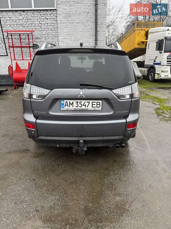 Внедорожник / Кроссовер Mitsubishi Outlander 2007 в Житомире