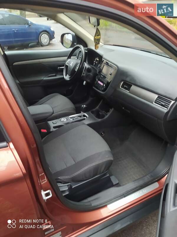 Внедорожник / Кроссовер Mitsubishi Outlander 2013 в Виннице