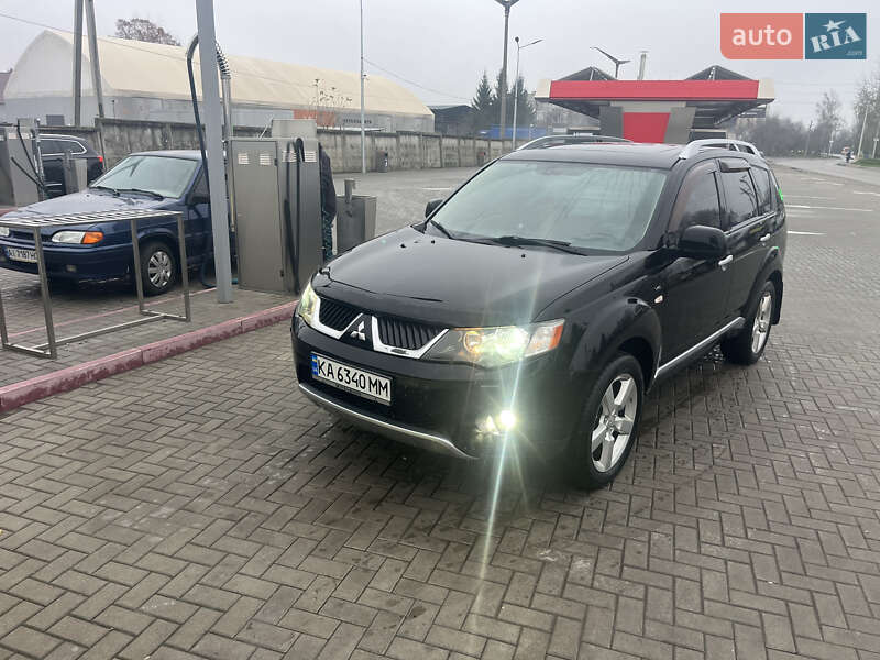 Внедорожник / Кроссовер Mitsubishi Outlander 2008 в Борисполе