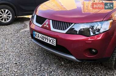Внедорожник / Кроссовер Mitsubishi Outlander 2008 в Киеве