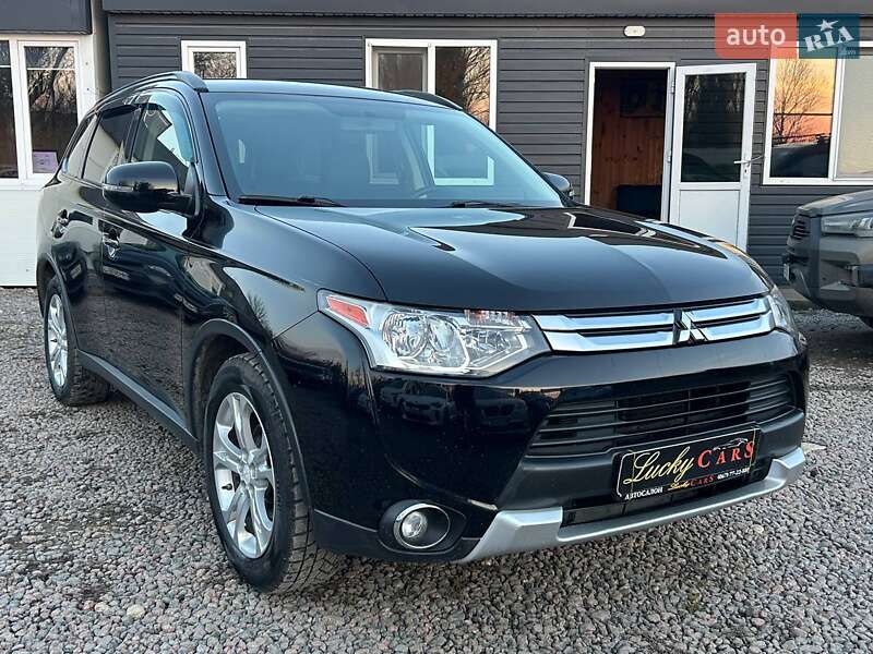 Внедорожник / Кроссовер Mitsubishi Outlander 2014 в Одессе