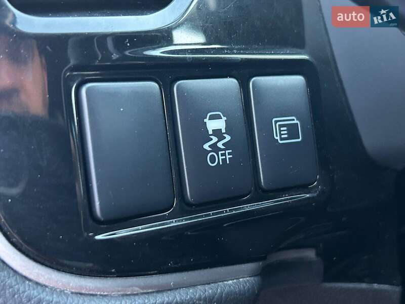 Внедорожник / Кроссовер Mitsubishi Outlander 2014 в Одессе