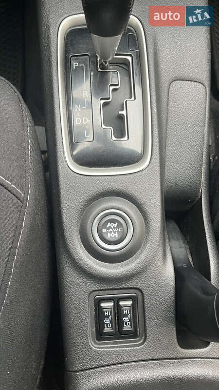 Позашляховик / Кросовер Mitsubishi Outlander 2015 в Києві