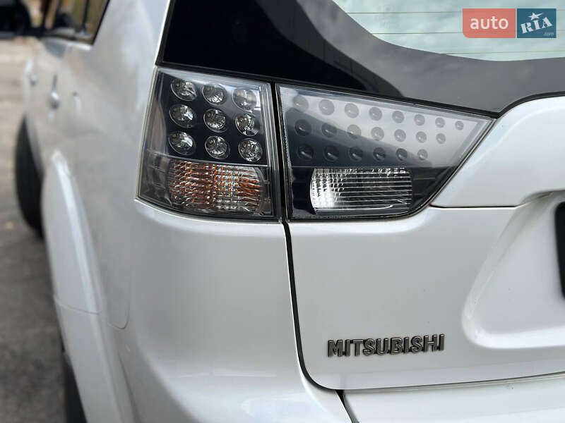 Позашляховик / Кросовер Mitsubishi Outlander 2008 в Дніпрі