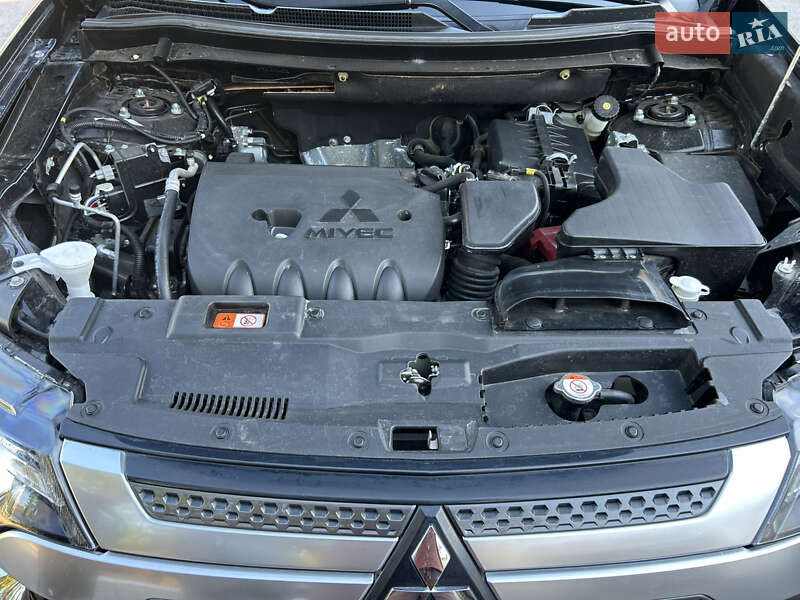 Внедорожник / Кроссовер Mitsubishi Outlander 2019 в Харькове фото 16 Внедорожник / Кроссовер Mitsubishi Outlander 2019 в Харькове