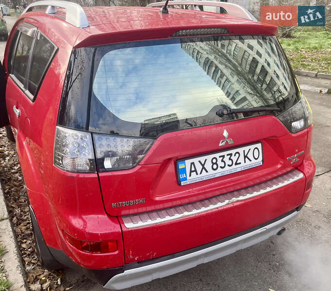 Внедорожник / Кроссовер Mitsubishi Outlander 2008 в Киеве