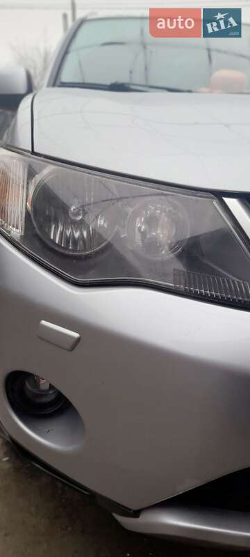 Позашляховик / Кросовер Mitsubishi Outlander 2007 в Ізмаїлі