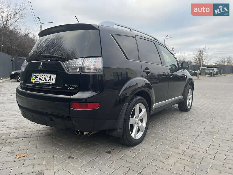 Внедорожник / Кроссовер Mitsubishi Outlander 2007 в Николаеве