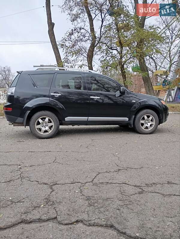 Позашляховик / Кросовер Mitsubishi Outlander 2008 в Полтаві