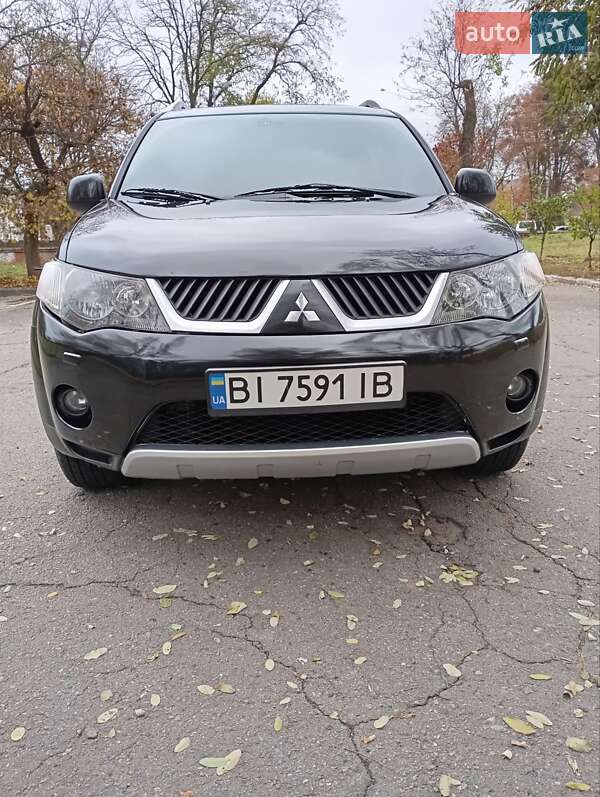 Позашляховик / Кросовер Mitsubishi Outlander 2008 в Полтаві