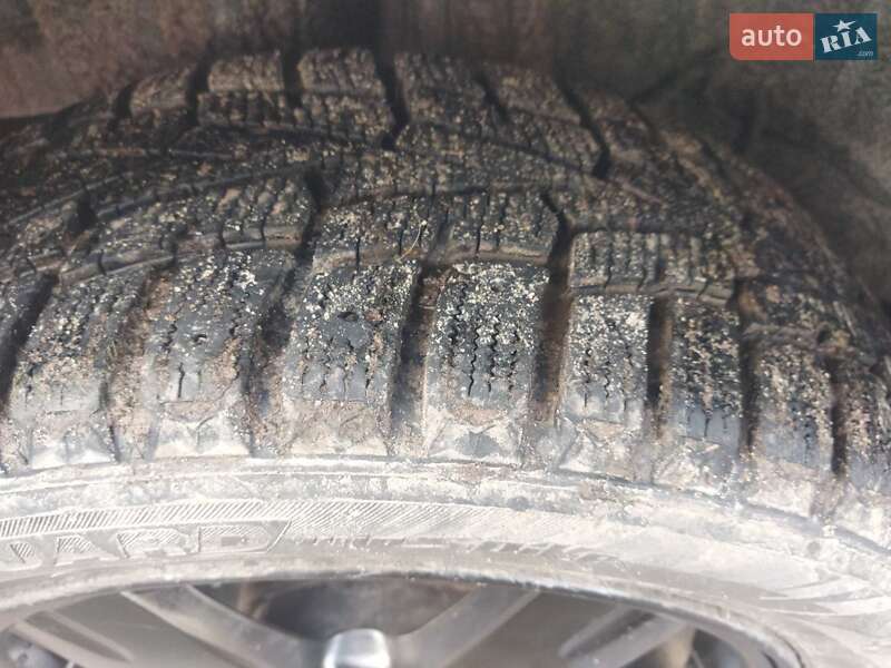 Внедорожник / Кроссовер Mitsubishi Outlander 2006 в Звенигородке