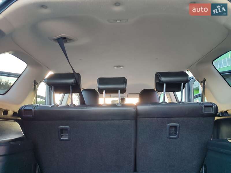 Внедорожник / Кроссовер Mitsubishi Outlander 2013 в Львове