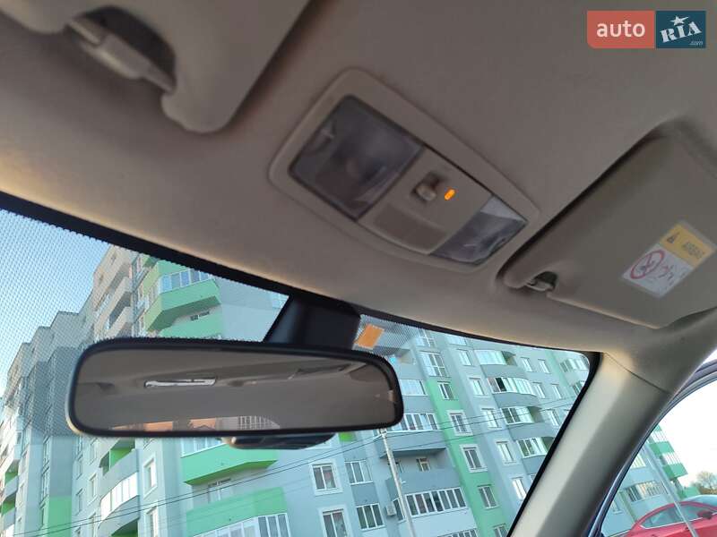 Внедорожник / Кроссовер Mitsubishi Outlander 2013 в Львове