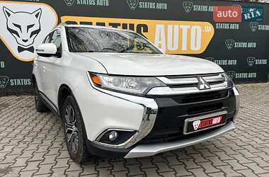 Позашляховик / Кросовер Mitsubishi Outlander 2017 в Хмельницькому